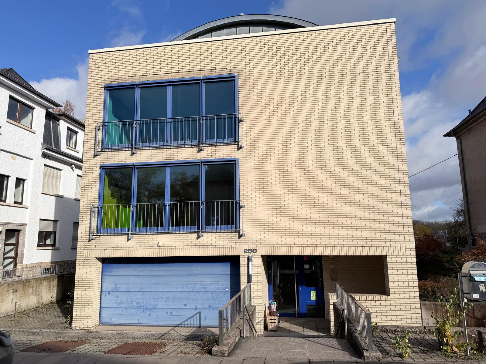 WhatsApp Image 2025-11-06 à 09.04.23_c863c0a2.jpg